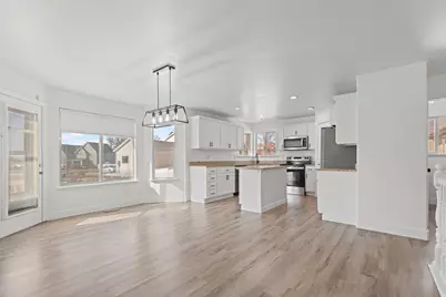 1271 N 2470 W, Provo, UT 84601 - Photo 6