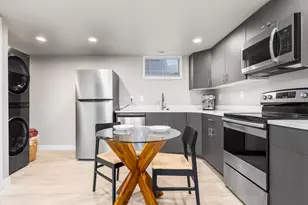 631 E 1700 S, Bountiful, UT 84010 - Photo 18