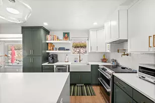 8461 Daneborg Cir, Cottonwood Heights, UT 84121 - Photo 8