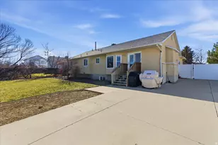 8715 S 4870 W, West Jordan, UT 84081 - Photo 30