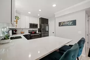 9092 S Enchanted Oak Ln E, Sandy, UT 84094 - Photo 8