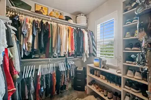 9092 S Enchanted Oak Ln E, Sandy, UT 84094 - Photo 18