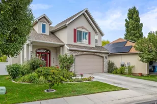 9092 S Enchanted Oak Ln E, Sandy, UT 84094 - Photo 28