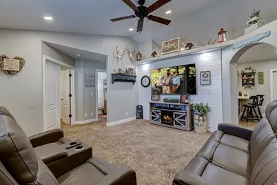 403 N 2900 E, Saint George, UT 84790 - Photo 4