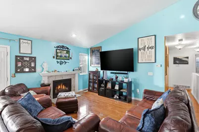 8764 S Pebblecreek Rd W, West Jordan, UT 84081 - Photo 6