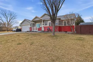 8764 S Pebblecreek Rd W, West Jordan, UT 84081 - Photo 2