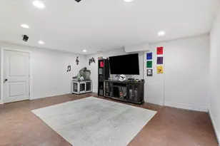 8764 S Pebblecreek Rd W, West Jordan, UT 84081 - Photo 18