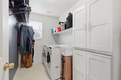 8764 S Pebblecreek Rd W, West Jordan, UT 84081 - Photo 12