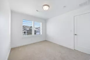 2433 E Springtime Rd, Draper (UT Cnty), UT 84020 - Photo 32