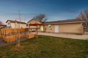 1602 E Sego Lily Dr, Sandy, UT 84092 - Photo 24
