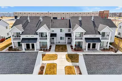 2527 W 500 S #1, Springville, UT 84663 - Photo 2