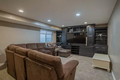 1789 W 5050 S, Roy, UT 84067 - Photo 18