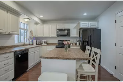 1789 W 5050 S, Roy, UT 84067 - Photo 6