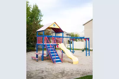 1789 W 5050 S, Roy, UT 84067 - Photo 24