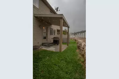 1789 W 5050 S, Roy, UT 84067 - Photo 20