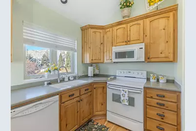 861 N 1100 E, Pleasant Grove, UT 84062 - Photo 38