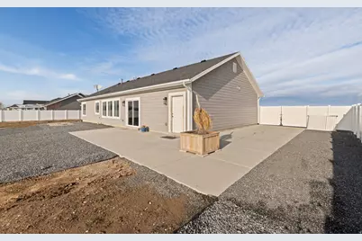 352 S 4350 W, Ogden, UT 84404 - Photo 36