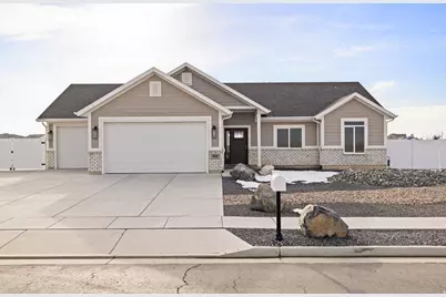 352 S 4350 W, Ogden, UT 84404 - Photo 1