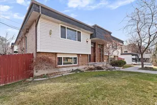 1173 E Murray Holladay Rd S, Salt Lake City, UT 84117 - Photo 1