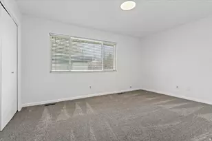 1173 E Murray Holladay Rd S, Salt Lake City, UT 84117 - Photo 18