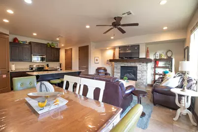 4206 E Torrey Pines Dr, Washington, UT 84780 - Photo 6