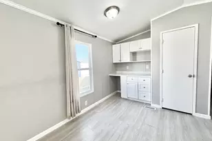 3769 S Copper Ridge Dr W, Magna, UT 84044 - Photo 4