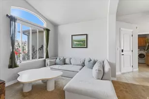 71 W Stauffer Ln, Murray, UT 84107 - Photo 4