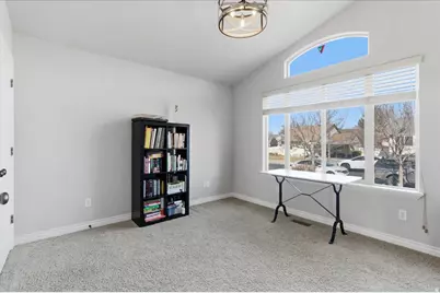 71 W Stauffer Ln, Murray, UT 84107 - Photo 16