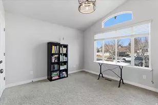 71 W Stauffer Ln, Murray, UT 84107 - Photo 16
