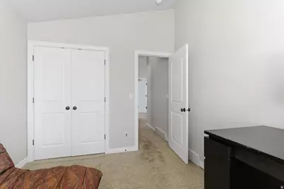 71 W Stauffer Ln, Murray, UT 84107 - Photo 18