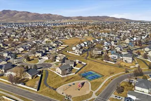 71 W Stauffer Ln, Murray, UT 84107 - Photo 42