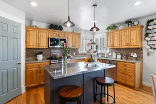 286 W Sky Ct, Saratoga Springs, UT 84045 - Photo 4