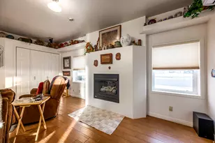 2124 E Cherry Ln, Layton, UT 84040 - Photo 10