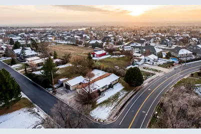 2124 E Cherry Ln, Layton, UT 84040 - Photo 34