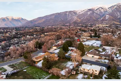 2124 E Cherry Ln, Layton, UT 84040 - Photo 30