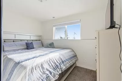 8705 S Newell Dr, West Jordan, UT 84088 - Photo 14