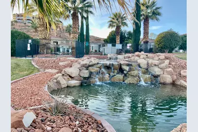 1042 W Hillview Dr, Washington, UT 84780 - Photo 6