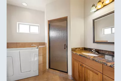 2169 S 2350 E, Saint George, UT 84790 - Photo 14