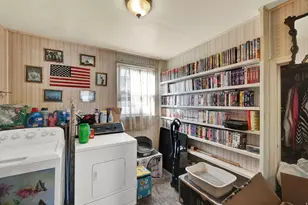 1017 W 300 S, Salt Lake City, UT 84104 - Photo 10