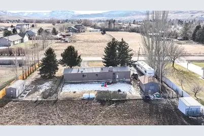 65 E 8800 S, Paradise, UT 84328 - Photo 4