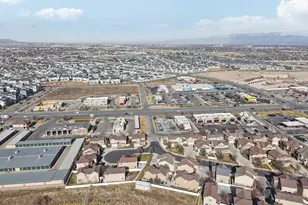 5103 W London Bay Dr, Riverton, UT 84096 - Photo 48