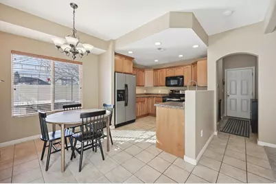 5103 W London Bay Dr, Riverton, UT 84096 - Photo 10