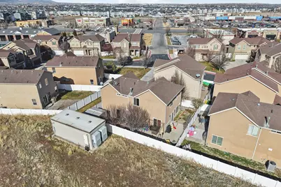 5103 W London Bay Dr, Riverton, UT 84096 - Photo 36