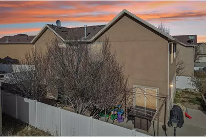 5103 W London Bay Dr, Riverton, UT 84096 - Photo 2