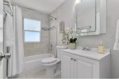 230 S Lakeview Dr E, Clearfield, UT 84015 - Photo 10