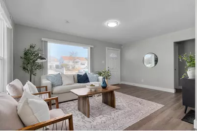 230 S Lakeview Dr E, Clearfield, UT 84015 - Photo 4