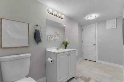 230 S Lakeview Dr E, Clearfield, UT 84015 - Photo 14