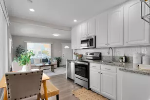 230 S Lakeview Dr E, Clearfield, UT 84015 - Photo 8