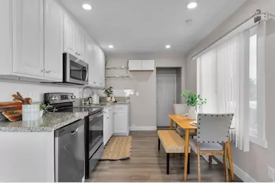 230 S Lakeview Dr E, Clearfield, UT 84015 - Photo 6