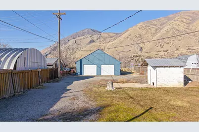 1361 E 400 S, Springville, UT 84663 - Photo 12